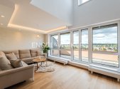 Pronájem bytu, 4+kk, 131 m²
