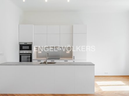 Pronájem bytu, 2+kk, 90 m²