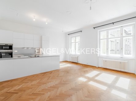 Pronájem bytu, 2+kk, 90 m²