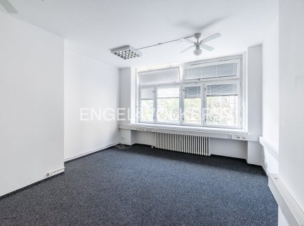 Pronájem kanceláře, 24 m²