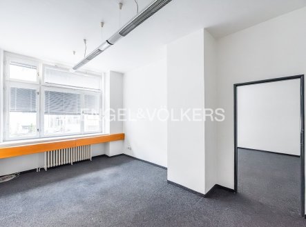 Pronájem kanceláře, 40 m²