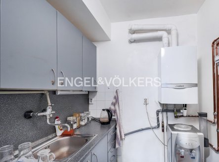 Pronájem kanceláře, 55 m²