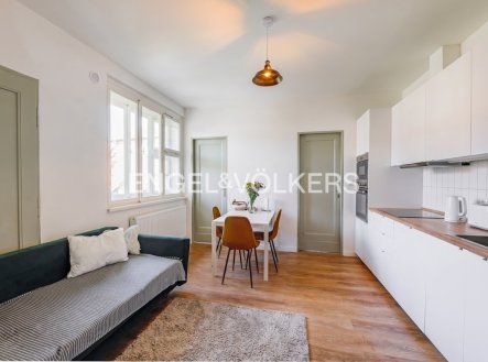 Prodej bytu, 2+1, 79 m²