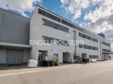 Pronájem kanceláře, 89 m²