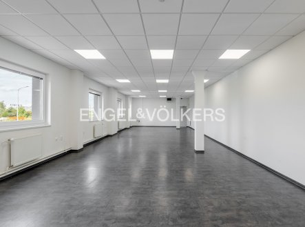 Pronájem kanceláře, 89 m²