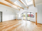Prodej bytu, 4+kk, 105 m²