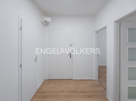 Pronájem bytu, 2+kk, 44 m²