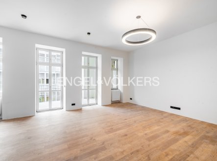 Pronájem bytu, 3+kk, 102 m²