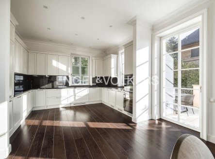 Prodej domu/vily, 345 m²