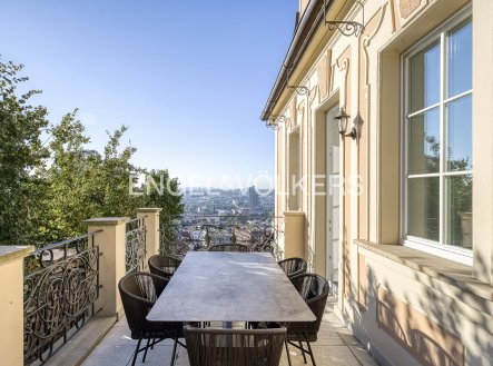 Prodej domu/vily, 345 m²
