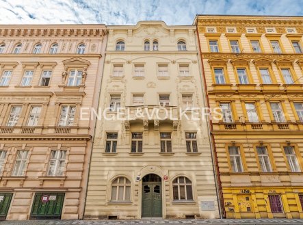 Pronájem kanceláře, 55 m²