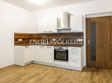 Pronájem bytu, 3+kk, 75 m²