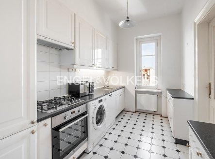 Pronájem bytu, 2+1, 98 m²