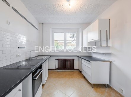 Pronájem domu/vily, 130 m²