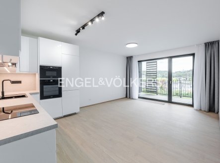 Pronájem bytu, 2+kk, 56 m²