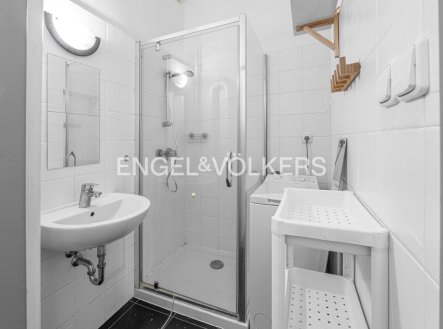 Pronájem bytu, 1+kk, 24 m²