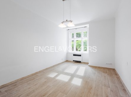 Pronájem bytu, 1+1, 45 m²
