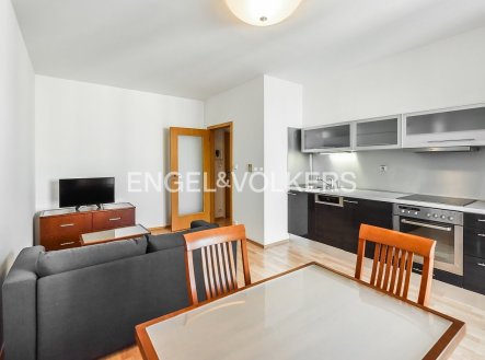 Pronájem bytu, 2+kk, 45 m²