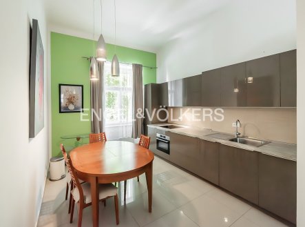 Pronájem bytu, 3+1, 103 m²