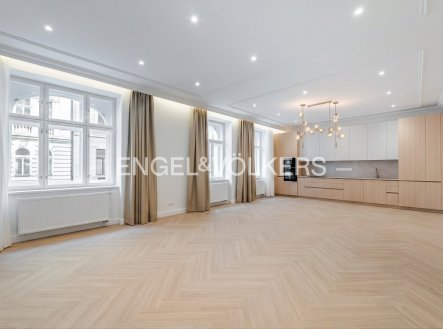 Pronájem bytu, 3+kk, 121 m²