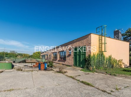 Pronájem obchodní prostory, 500 m²