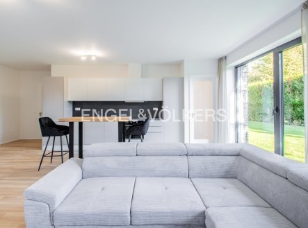 Pronájem bytu, 5+kk, 139 m²