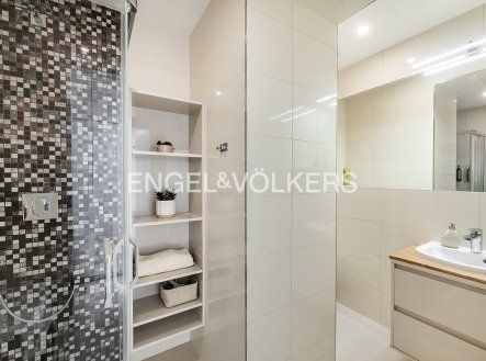 Pronájem bytu, 1+kk, 30 m²