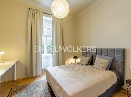 Pronájem bytu, 3+kk, 76 m²