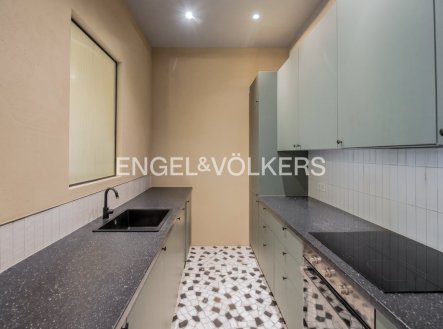 Pronájem bytu, 3+kk, 76 m²