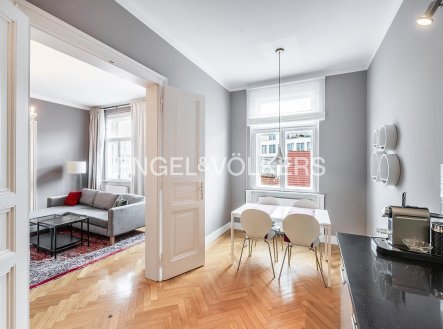 Pronájem bytu, 3+1, 120 m²