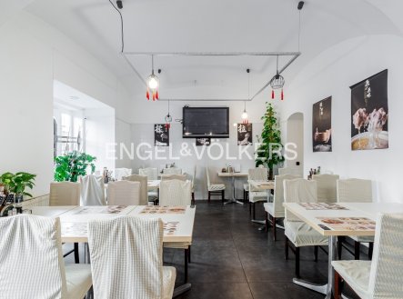 Pronájem restaurace, 189 m²