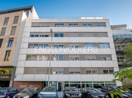 Pronájem kanceláře, 80 m²