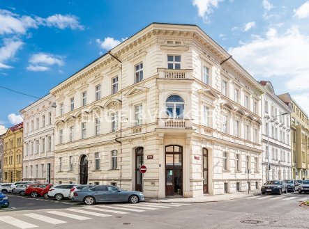 Pronájem obchodní prostory, 127 m²