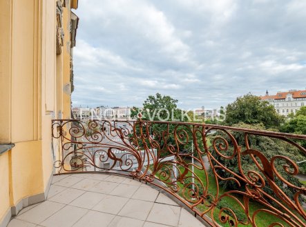 Pronájem bytu, 3+kk, 118 m²