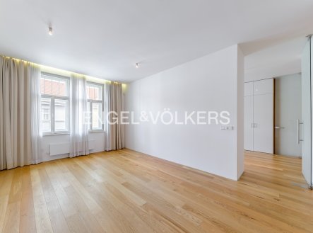 Pronájem bytu, 5+kk, 184 m²