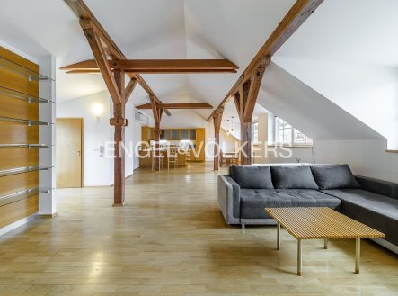 Pronájem bytu, 2+kk, 99 m²