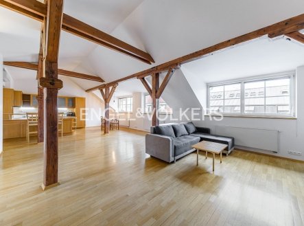 Pronájem bytu, 2+kk, 99 m²