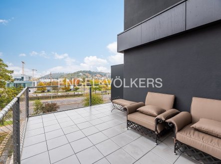 Pronájem bytu, 1+kk, 39 m²