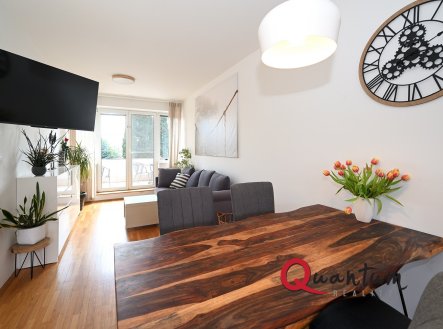 Pronájem domu/vily, 185 m²