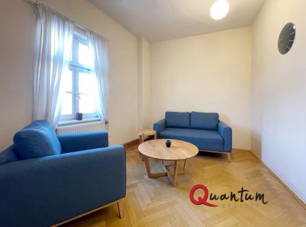 Pronájem kanceláře, 28 m²