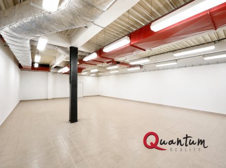 Pronájem komerčního objektu, sklad, 140 m²