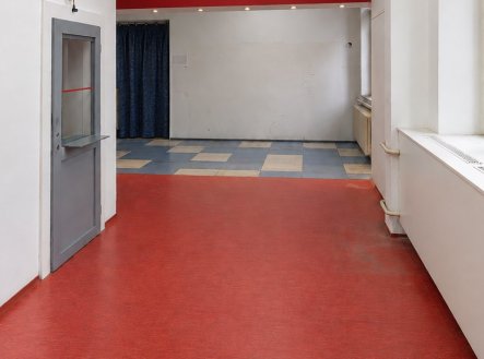 Pronájem obchodní prostory, 150 m²