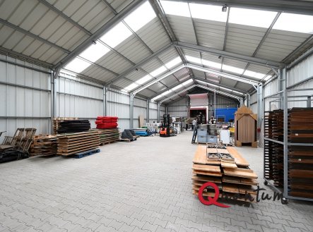 Pronájem komerčního objektu, sklad, 384 m²