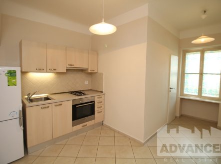Pronájem bytu, 1+1, 32 m²