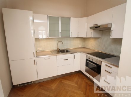 Pronájem bytu, 3+kk, 84 m²