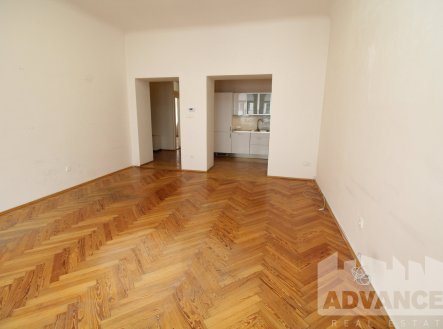 Pronájem bytu, 3+kk, 84 m²