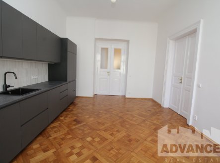 Pronájem bytu, 3+kk, 82 m²