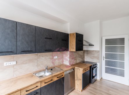 Pronájem bytu, 2+1, 76 m²