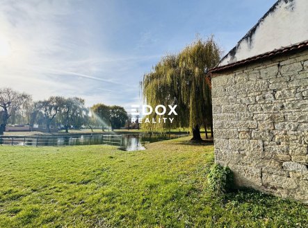 Prodej domu/vily, 250 m² obrázek