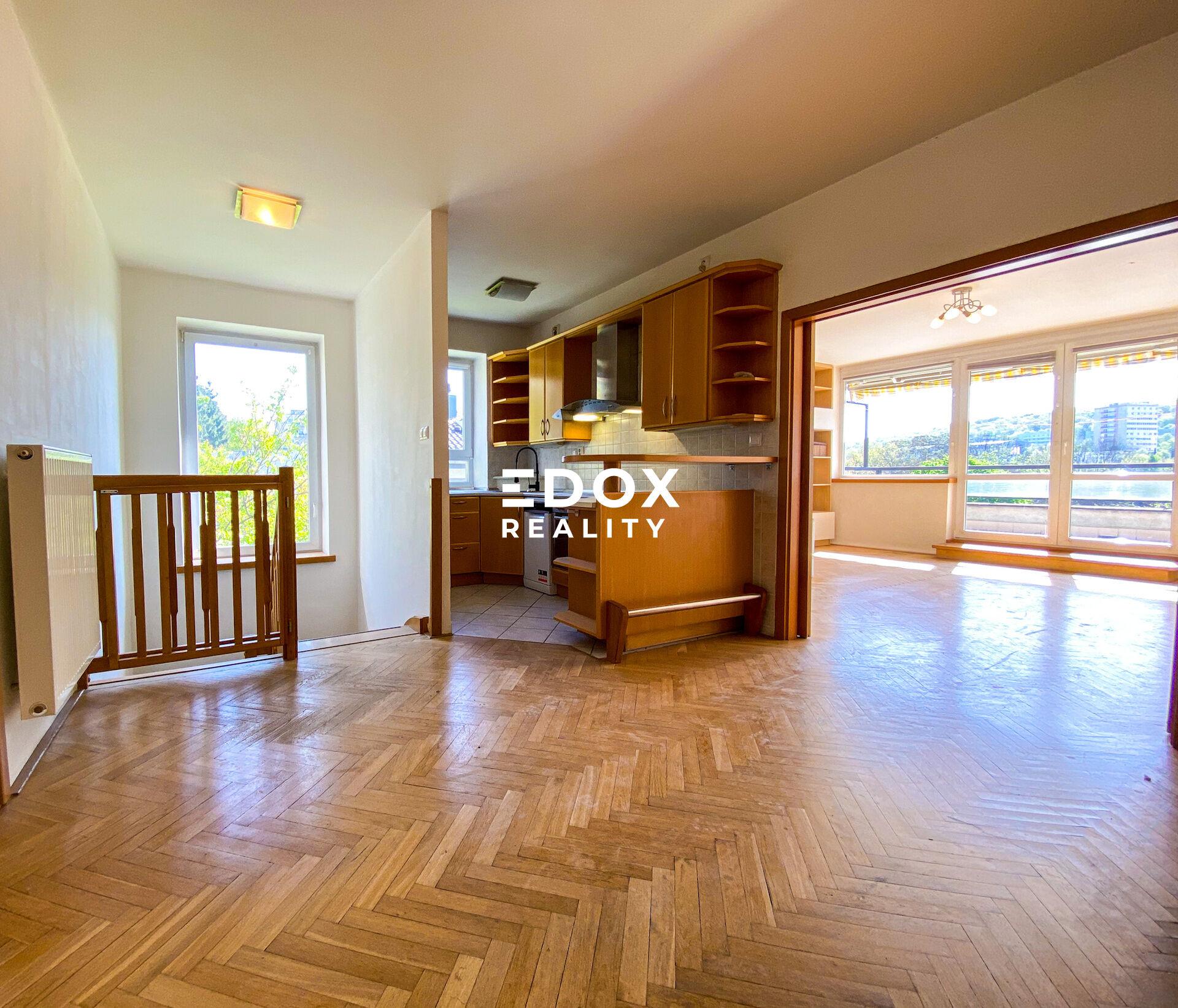 Prodej bytu 3+1 (148 m²) s terasou, garáží a vinným sklípkem – ul. Za Mlýnem Praha 4, Braník